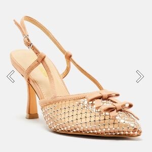 Keep It Classic Pumps - Nude